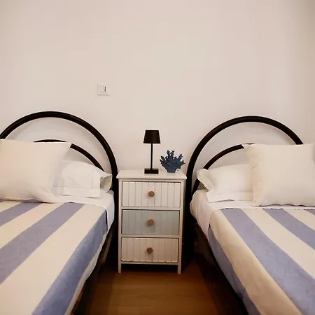 2 Ferienhaus *