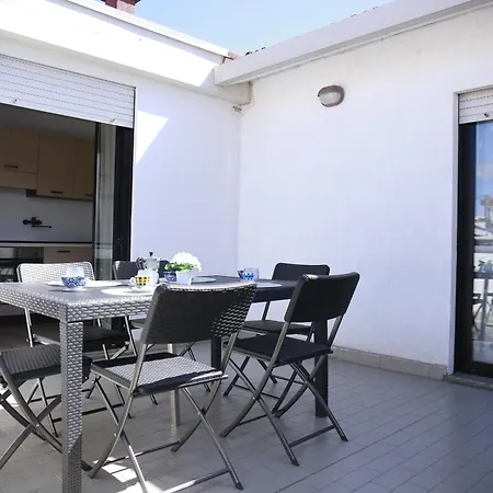 Ferienhaus 2 *
